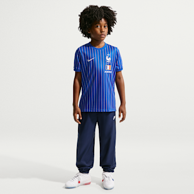 France x Jacquemus Big Kids' Short-Sleeve Soccer Top. Nike.com